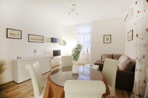 Bay View Apartment